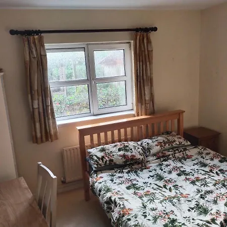 Crescent Homestay 科克