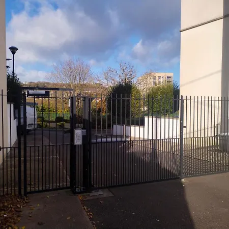 民宿 Crescent Homestay 科克