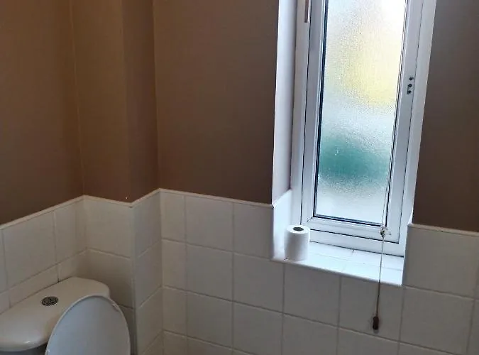 Crescent Homestay * Cork